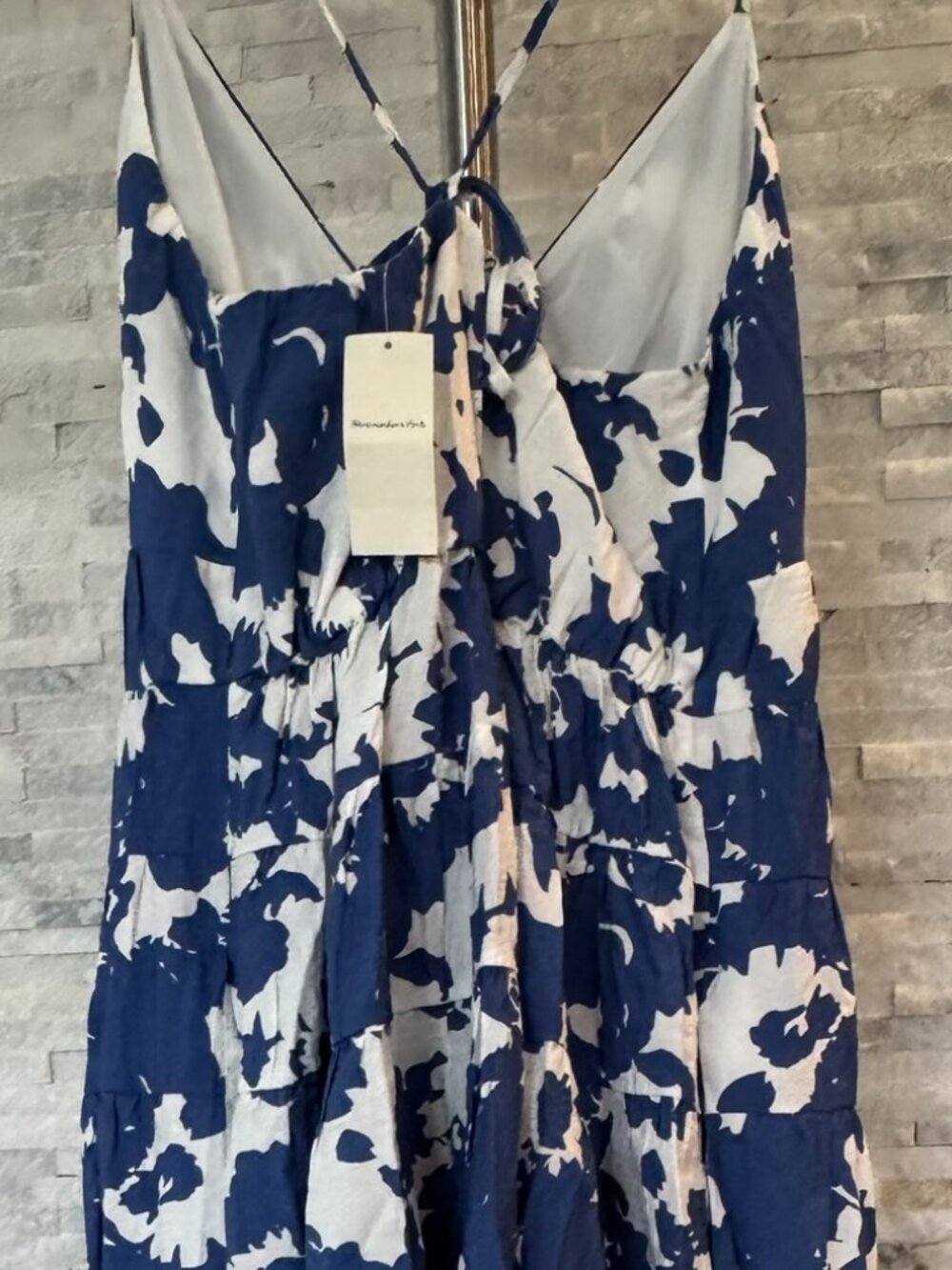 Abercrombie Flowy Tiered Maxi Dress - L - Picture 2 of 5
